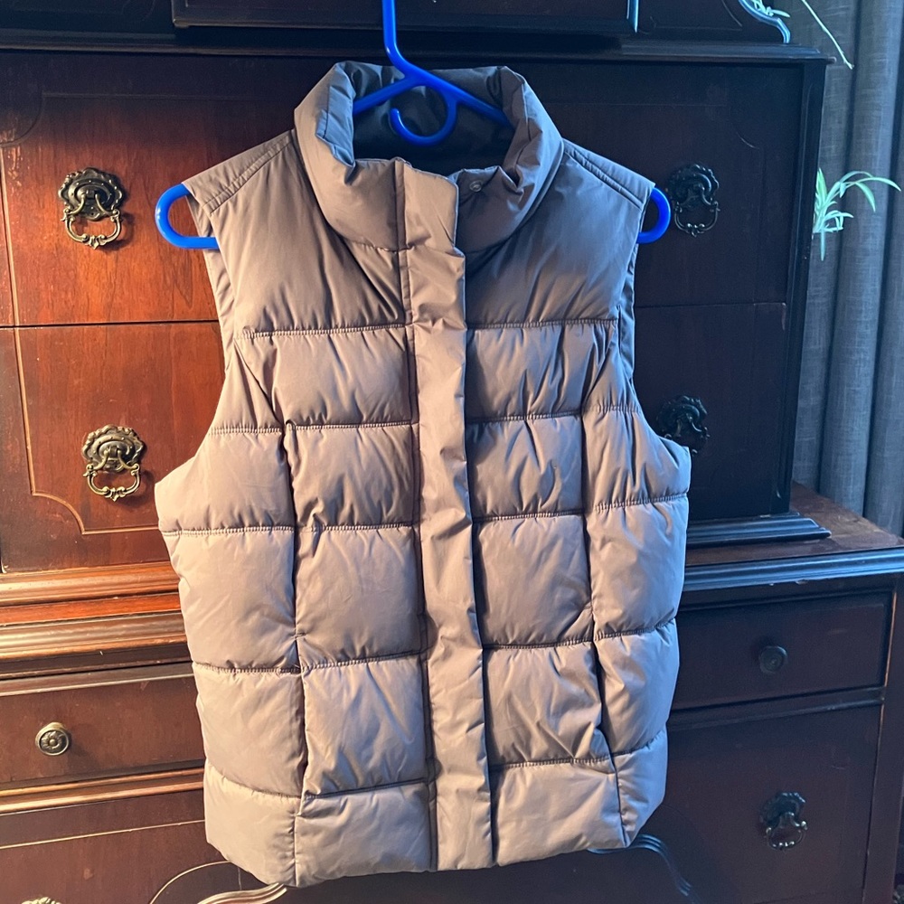 Classic Gap Women’s vest